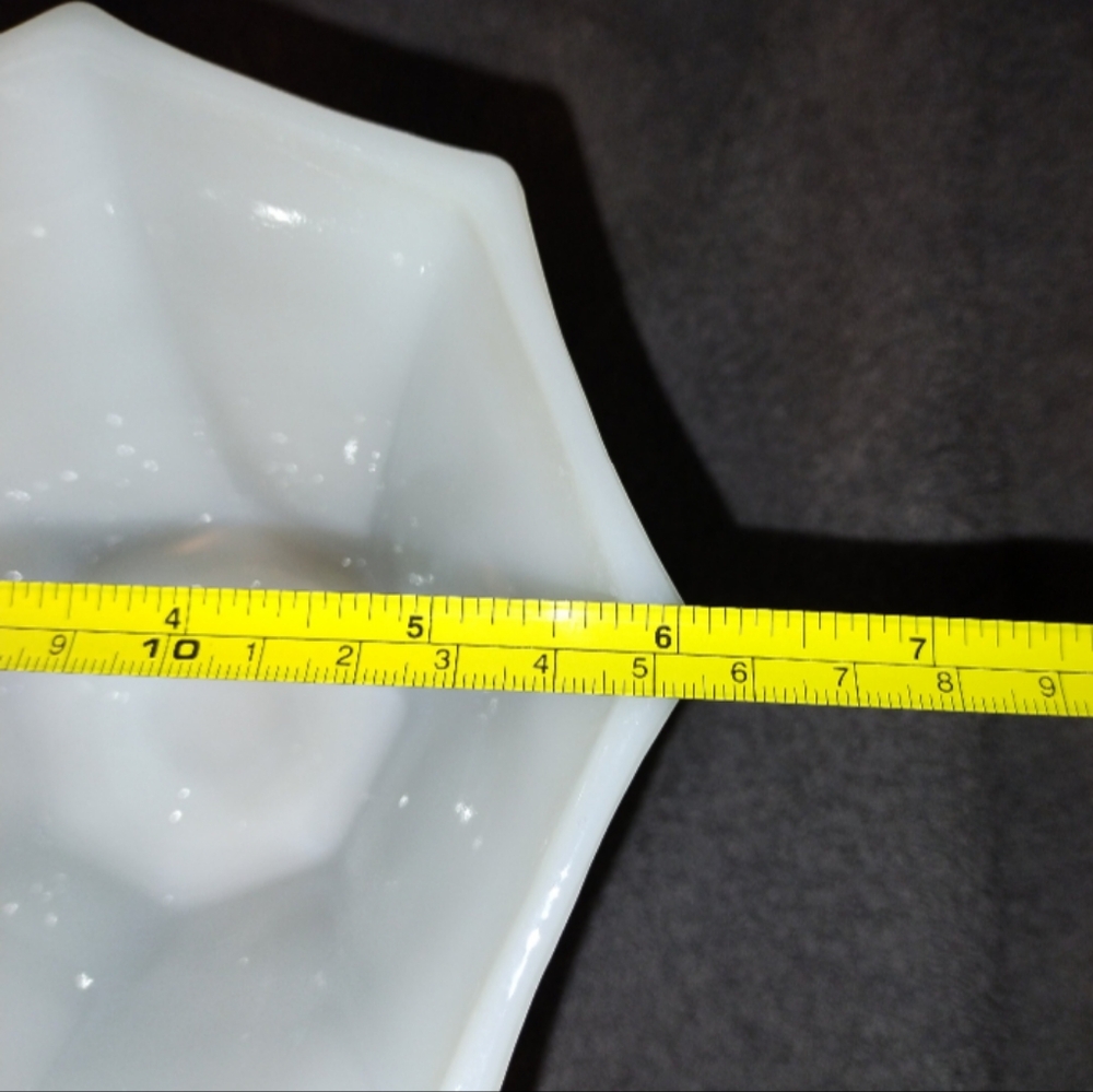 Milk Glass Grape Anchor Hocking Pedestal Candy Dish And 2 Tumblers - Picture 7 of 11